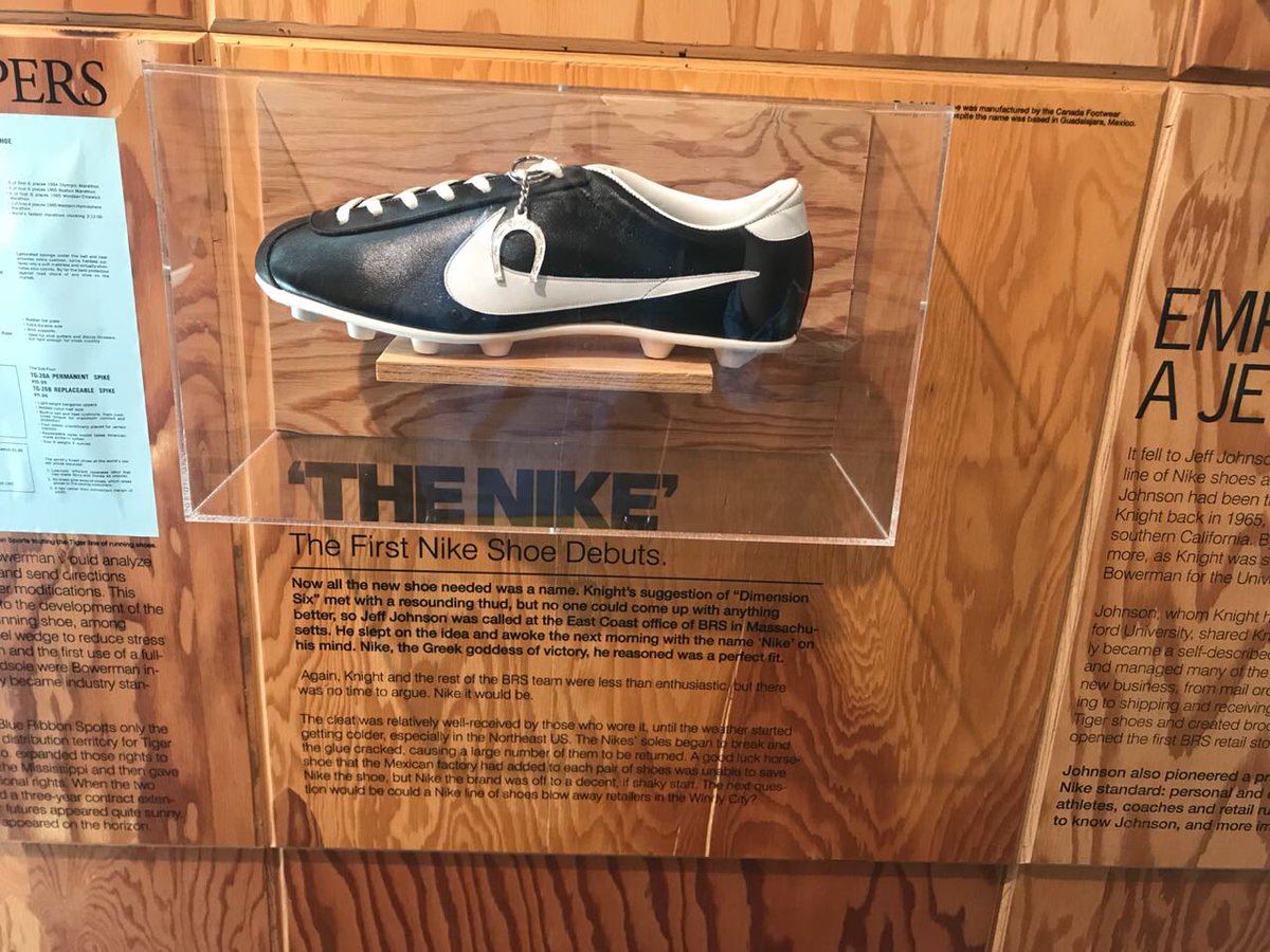 Leer Descripción instante Los primeros zapatos Nike de la historia ¡fueron mexicanos! - So Close